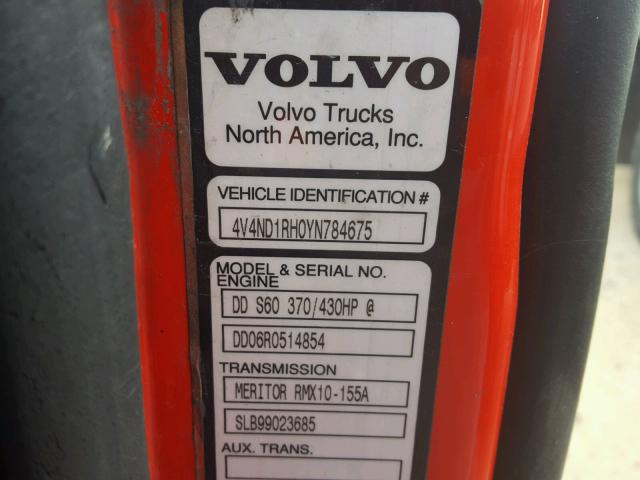 4V4ND1RH0YN784675 - 2000 VOLVO VN RED photo 10