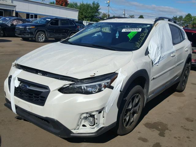 JF2GTADC1JH223765 - 2018 SUBARU CROSSTREK WHITE photo 2