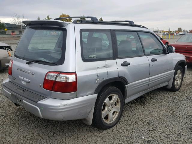 JF1SF65632H719843 - 2002 SUBARU FORESTER S 银色 照片 4