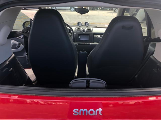 WMEEJ31X58K175538 - 2008 SMART FORTWO PUR RED photo 4
