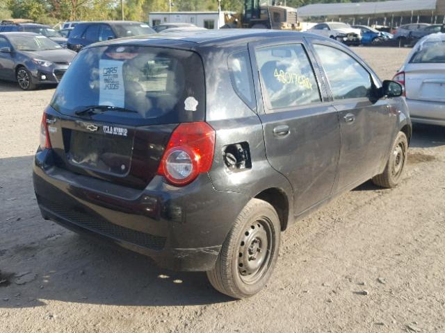 KL1TD6DE9AB100055 - 2010 CHEVROLET AVEO LS BLACK photo 4