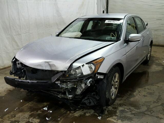 1HGCP2F49AA004107 - 2010 HONDA ACCORD LXP SILVER photo 2