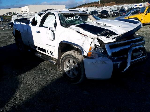 1GCRKREA6BZ375140 - 2011 CHEVROLET SILVERADO WHITE photo 1