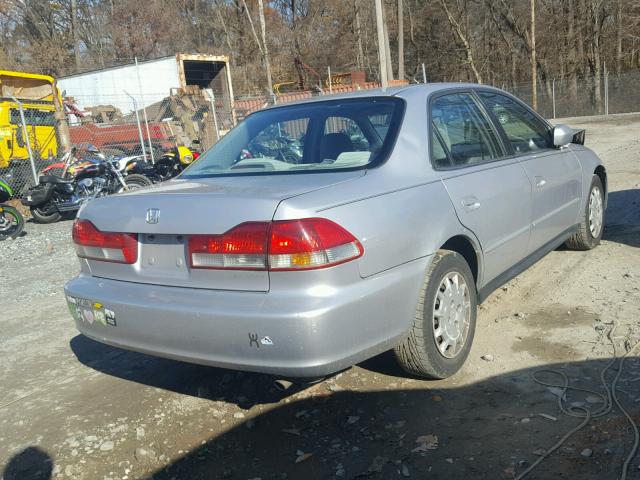 1HGCG66591A100514 - 2001 HONDA ACCORD LX SILVER photo 4