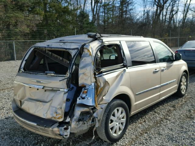 2C4RC1CG2CR327023 - 2012 CHRYSLER TOWN & COU GOLD photo 4