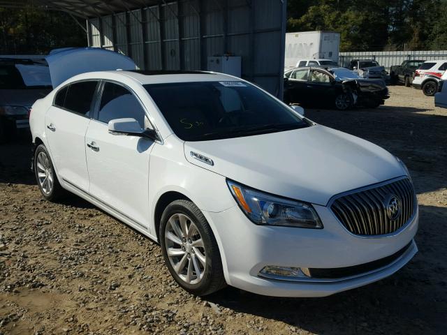 1G4GB5G30GF233207 - 2016 BUICK LACROSSE WHITE photo 1