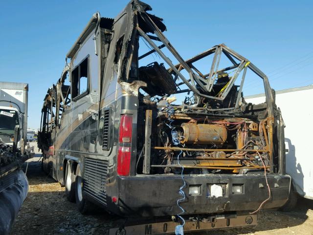 1RF14551721017343 - 2002 ROADMASTER RAIL MONOCOQUE Սև լուսանկար 3