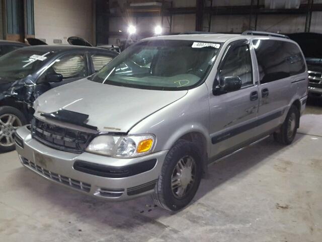 1GNDX03E94D177768 - 2004 CHEVROLET VENTURE SILVER photo 2