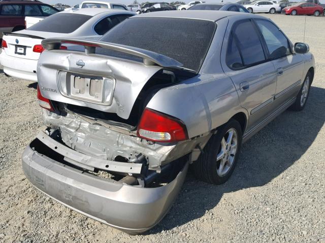 3N1BB51D8YL104013 - 2000 NISSAN SENTRA SE SILVER photo 4