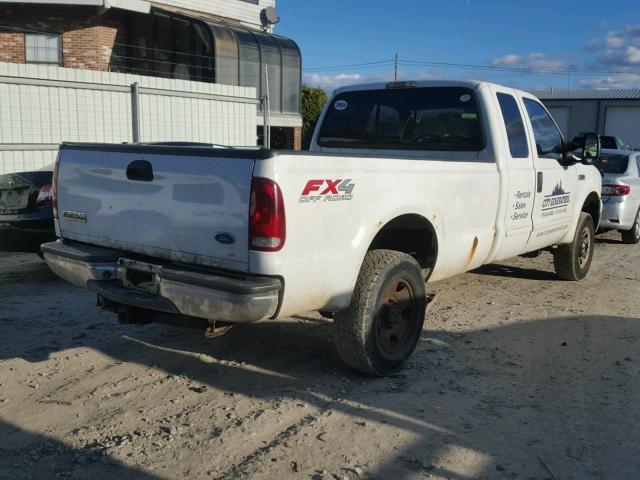 1FTSX21546EC56406 - 2006 FORD F250 SUPER WHITE photo 4