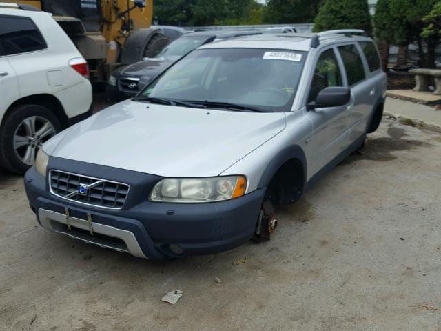 YV1SZ592851179481 - 2005 VOLVO XC70 SILVER photo 2