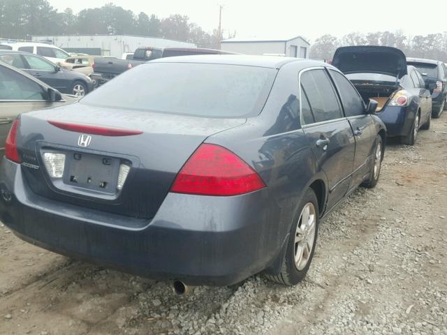 JHMCM56357C021983 - 2007 HONDA ACCORD SE GRAY photo 4