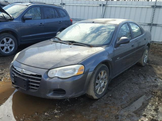 1C3EL56R84N238952 - 2004 CHRYSLER SEBRING LX GRAY photo 2