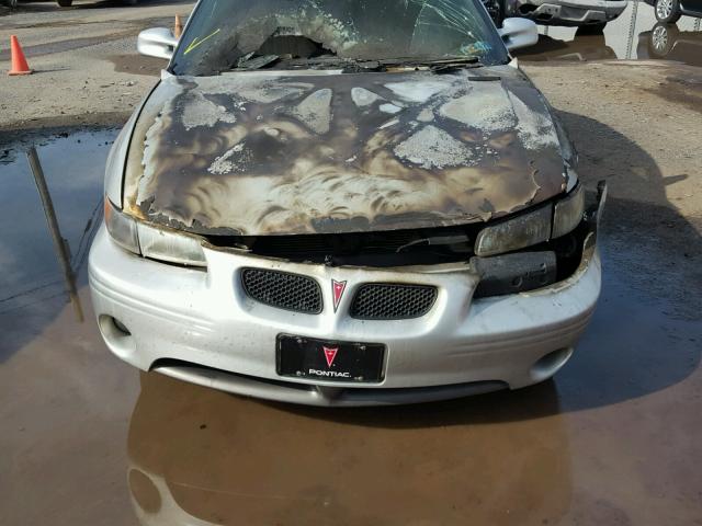 1G2WP52K52F289835 - 2002 PONTIAC GRAND PRIX SILVER photo 7