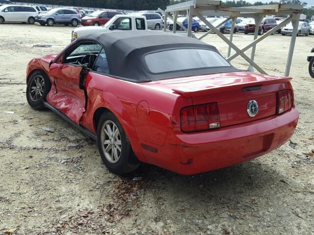 1ZVFT84N575262242 - 2007 FORD MUSTANG RED photo 3