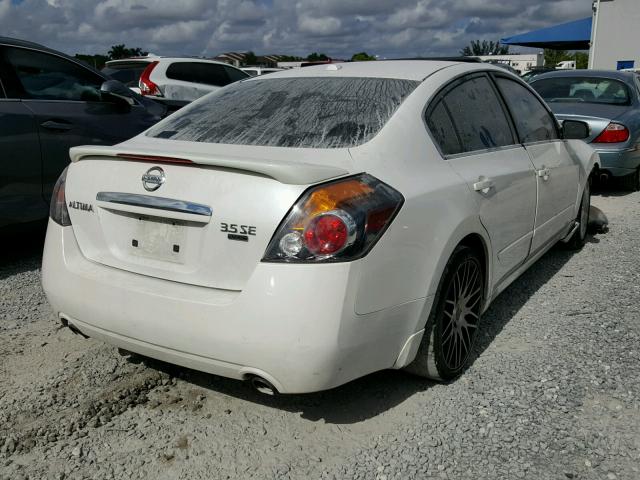 1N4BL21E97N496425 - 2007 NISSAN ALTIMA 3.5 WHITE photo 4