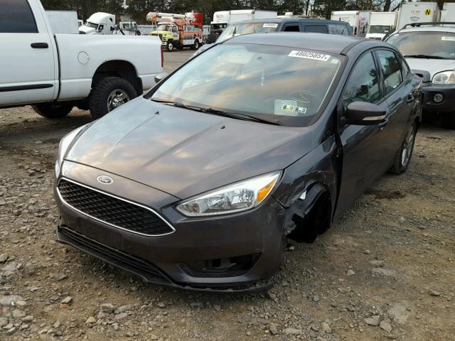 1FADP3F20FL226916 - 2015 FORD FOCUS SE GRAY photo 2