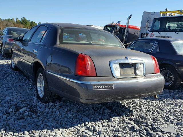 1LNHM81W3XY684705 - 1999 LINCOLN TOWN CAR E CHARCOAL photo 3