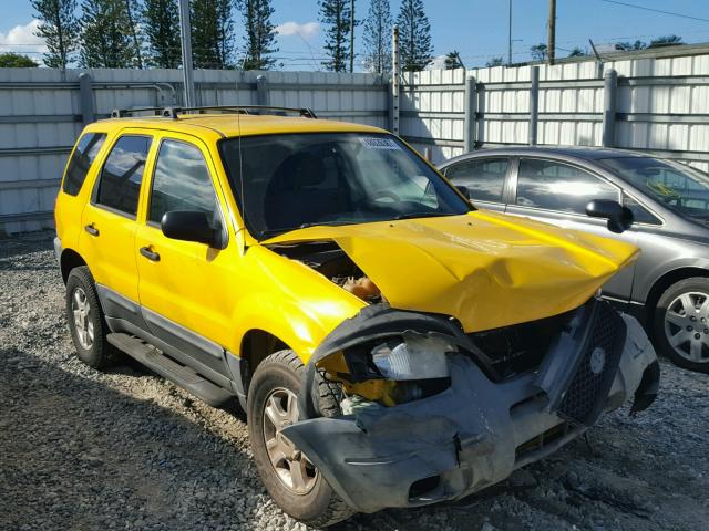 1FMYU03103KE14119 - 2003 FORD ESCAPE XLT YELLOW photo 1