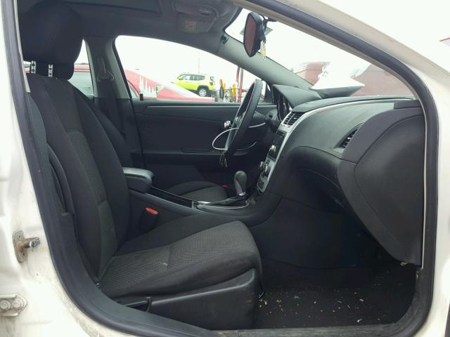 1G1ZH57B484265411 - 2008 CHEVROLET MALIBU 1LT WHITE photo 5