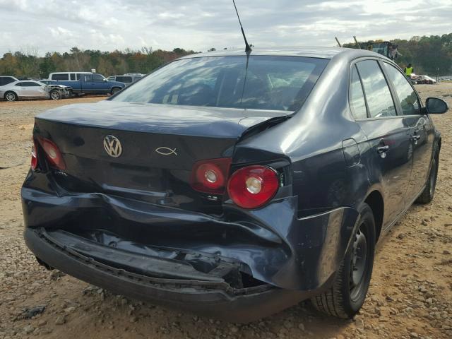 3VWJZ71K08M056903 - 2008 VOLKSWAGEN JETTA S BLUE photo 4