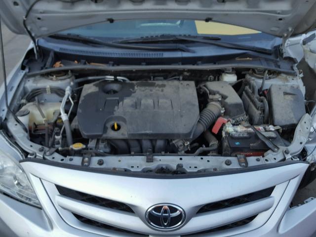 2T1BU4EE8BC738677 - 2011 TOYOTA COROLLA BA SILVER photo 7