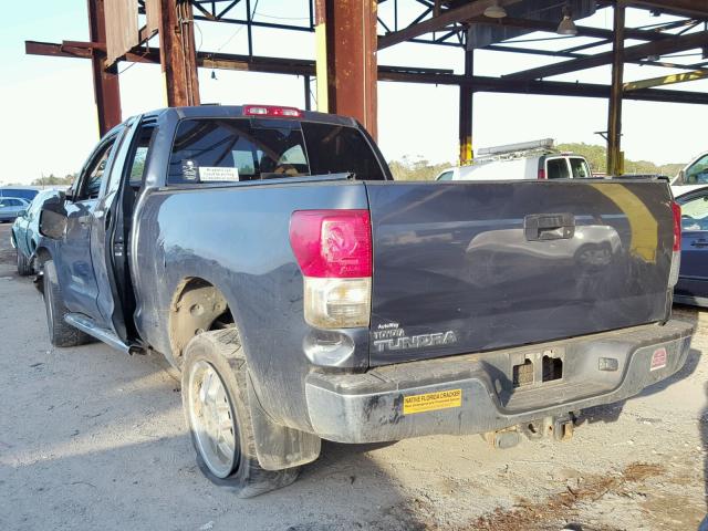 5TFRY5F16AX093211 - 2010 TOYOTA TUNDRA DOU GRAY photo 3