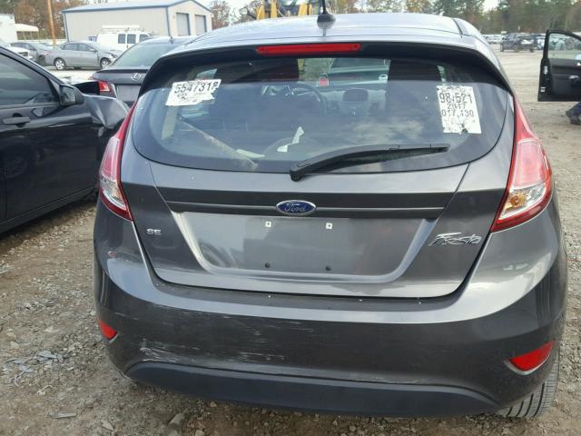 3FADP4EJ2HM110682 - 2017 FORD FIESTA SE GRAY photo 9