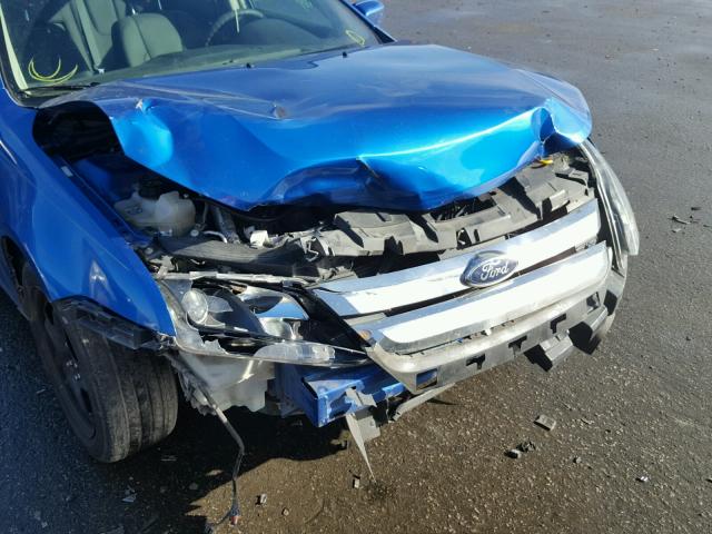 3FAHP0HA3BR179073 - 2011 FORD FUSION SE BLUE photo 9