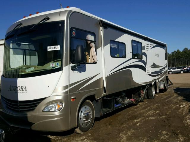 5B4MP67G473424427 - 2007 WORKHORSE CUSTOM CHASSIS MOTORHOME WHITE photo 2