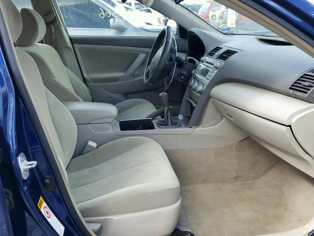 JTNBE46K673017934 - 2007 TOYOTA CAMRY NEW BLUE photo 5