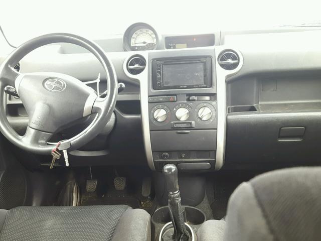 JTLKT334340142420 - 2004 TOYOTA SCION XB Siyah fotoğraf 9