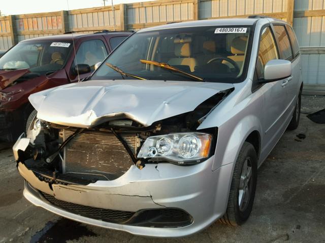 2D4RN3DG7BR722496 - 2011 DODGE GRAND CARA SILVER photo 2