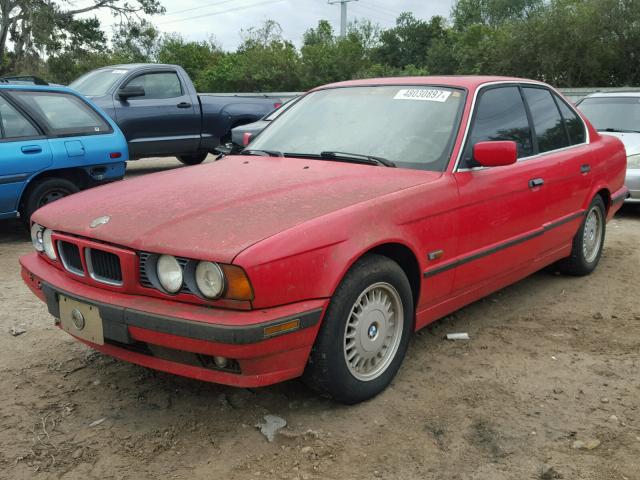 WBAHD6321SGK49874 - 1995 BMW 525I RED photo 2