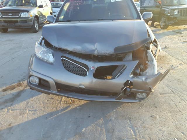 5Y2SL658X8Z416386 - 2008 PONTIAC VIBE GRAY photo 9