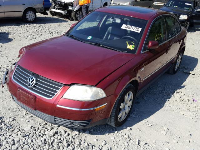 WVWRH63B61P129577 - 2001 VOLKSWAGEN PASSAT GLX RED photo 2