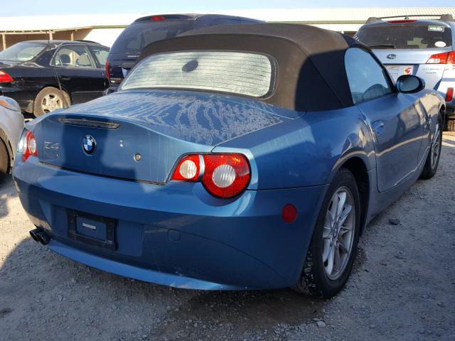 4USBT335X5LS58468 - 2005 BMW Z4 2.5 BLUE photo 4