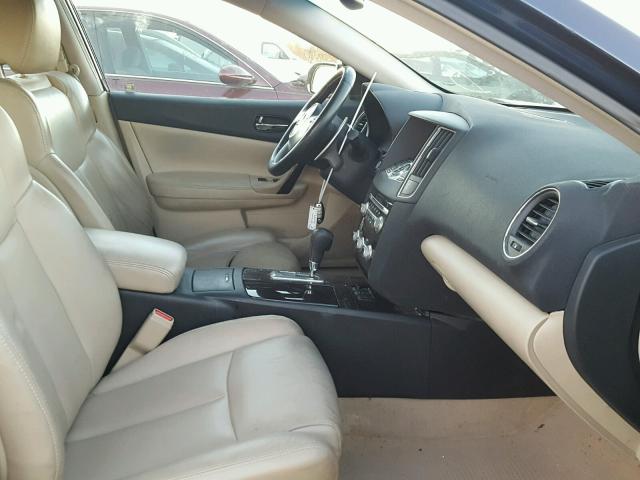 1N4AA5AP8DC809136 - 2013 NISSAN MAXIMA S أزرق صورة 5