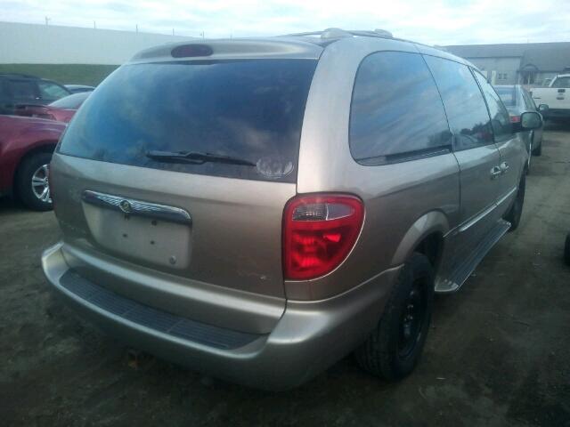 2C8GP64L83R205074 - 2003 CHRYSLER TOWN & COU SILVER photo 4