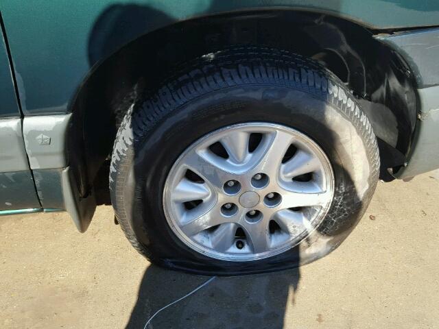 1P4GP44G1XB540024 - 1999 PLYMOUTH GRAND VOYA GREEN photo 9