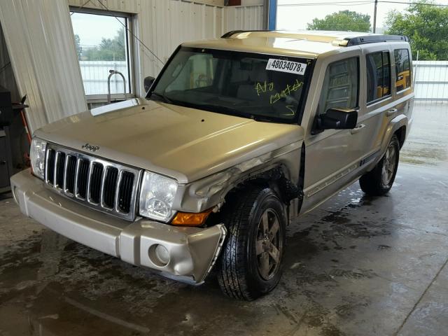 1J8HG48K18C220648 - 2008 JEEP COMMANDER Gümüş foto 2