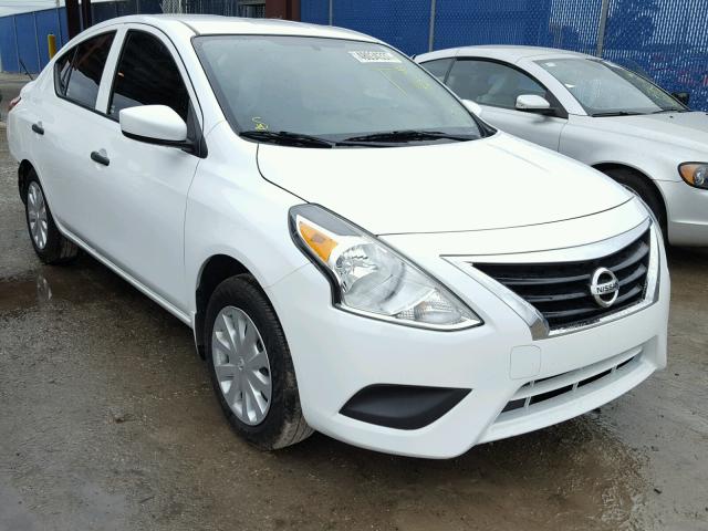 3N1CN7AP4GL846540 - 2016 NISSAN VERSA S WHITE photo 1