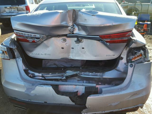 4T1BK1EB2DU026581 - 2013 TOYOTA AVALON BAS SILVER photo 9