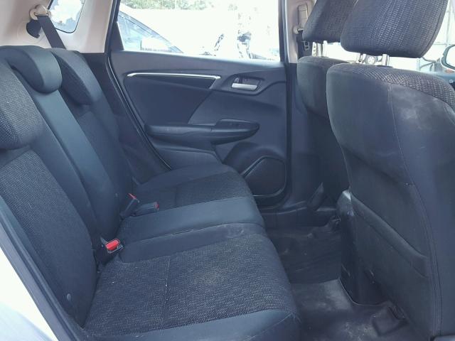 3HGGK5H5XFM716384 - 2015 HONDA FIT LX فضي صورة 6