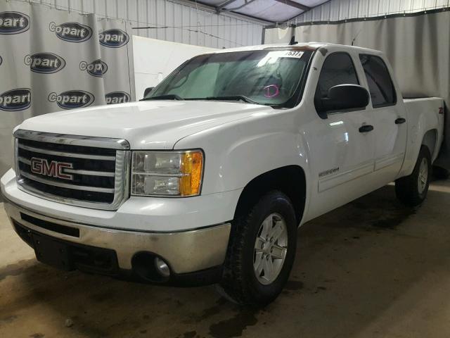 3GTP2VE71DG145156 - 2013 GMC SIERRA K15 WHITE photo 2