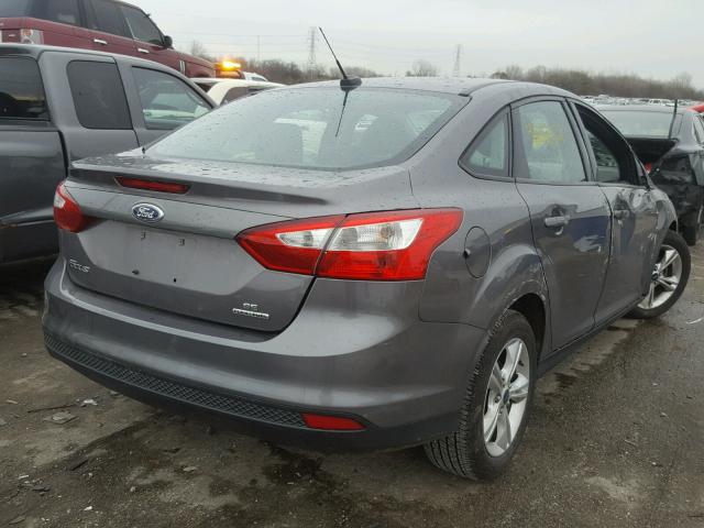 1FADP3F28EL393457 - 2014 FORD FOCUS SE GRAY photo 4