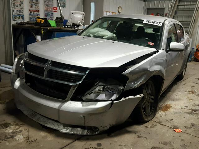 1B3CC5FB8AN237139 - 2010 DODGE AVENGER R/ SILVER photo 2