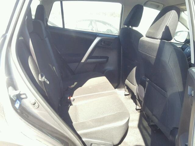 JTMZFREV9GJ092082 - 2016 TOYOTA RAV4 LE Grafit foto 6