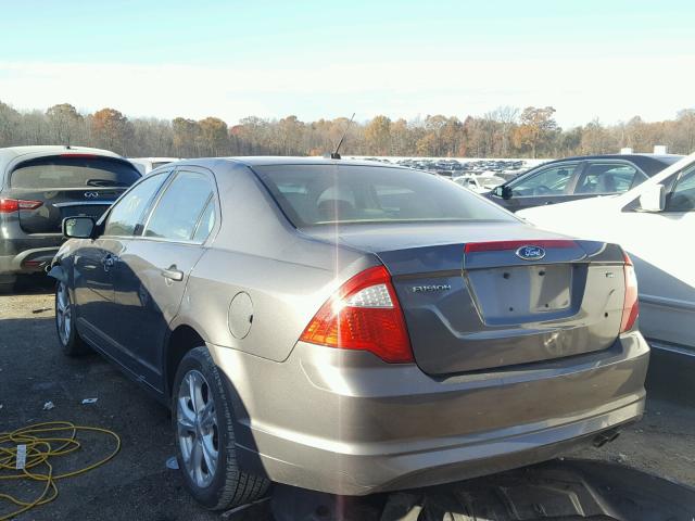 3FAHP0HA0CR125862 - 2012 FORD FUSION SE GRAY photo 3