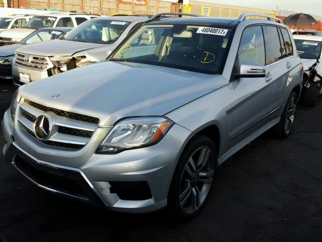 WDCGG5HB8FG410410 - 2015 MERCEDES-BENZ GLK 350 SILVER photo 2